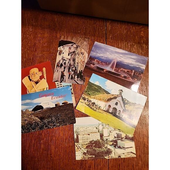 Vintage Post Cards‎ Columbia, Ecuador, 1970s Sent - Picture 1 of 7